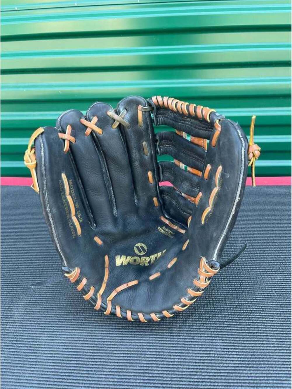 Worth W14-2 14" Softball Glove All Leather LHT